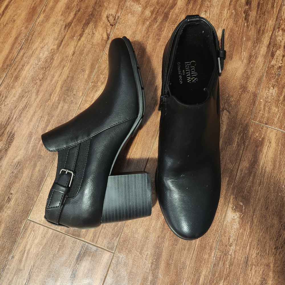 Croft And Borrow Women's Black Ankle Boots